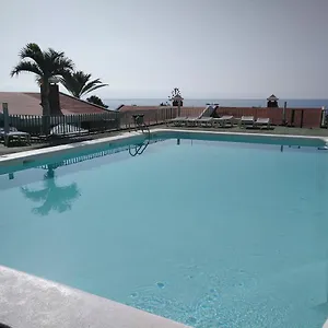 2 Calle Azucenas Apartment